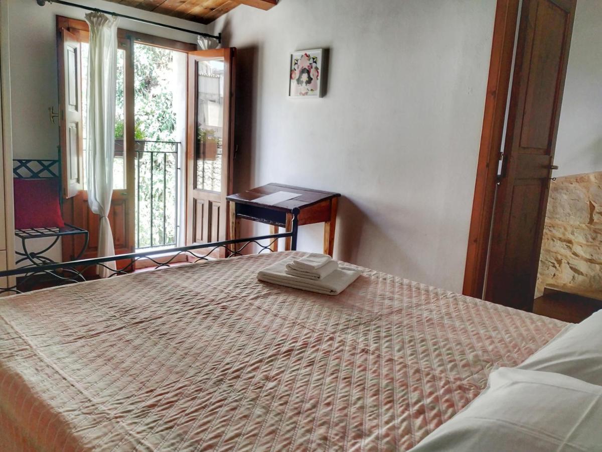 Lilibeth Houses - Charming & Lovely Views ชิคลี ภายนอก รูปภาพ